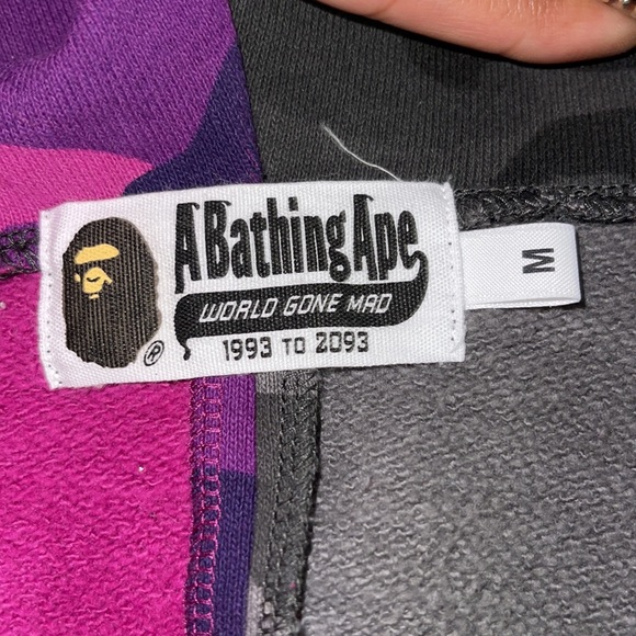 ORIGINAL BAPE SPLIT CAMO ZIP UP WITH FACE MASK! - Picture 3 of 7